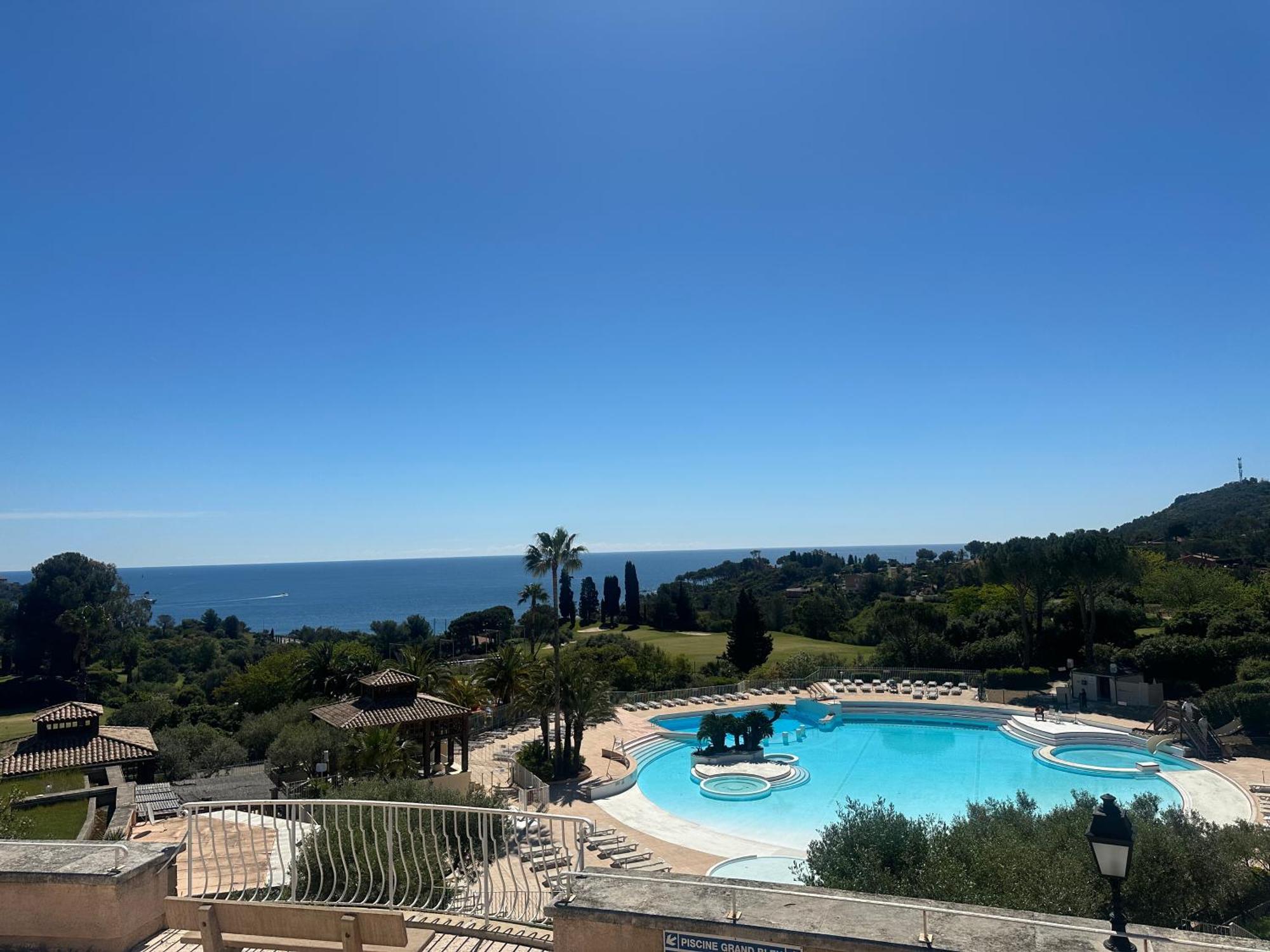 Apartment Cap Esterel Village Pierre & Vacance , Agay 4prs Climatise-wifi-parking Inclus